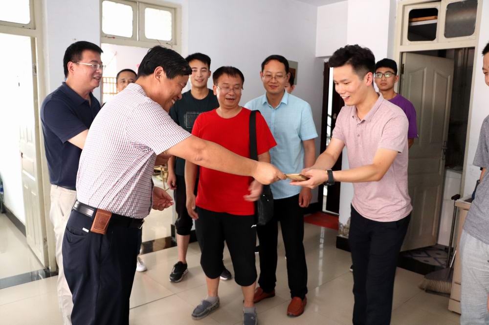 1533632739716278.jpg IMG_5556.JPG