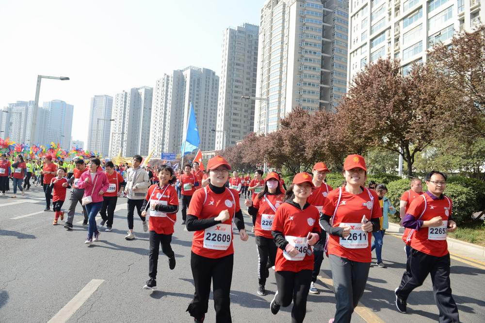 小马拉松3.JPG