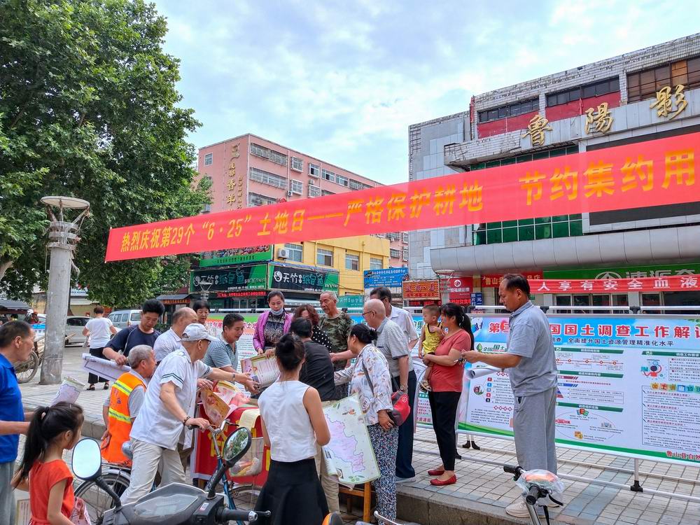 活动现场 - 副本.jpg