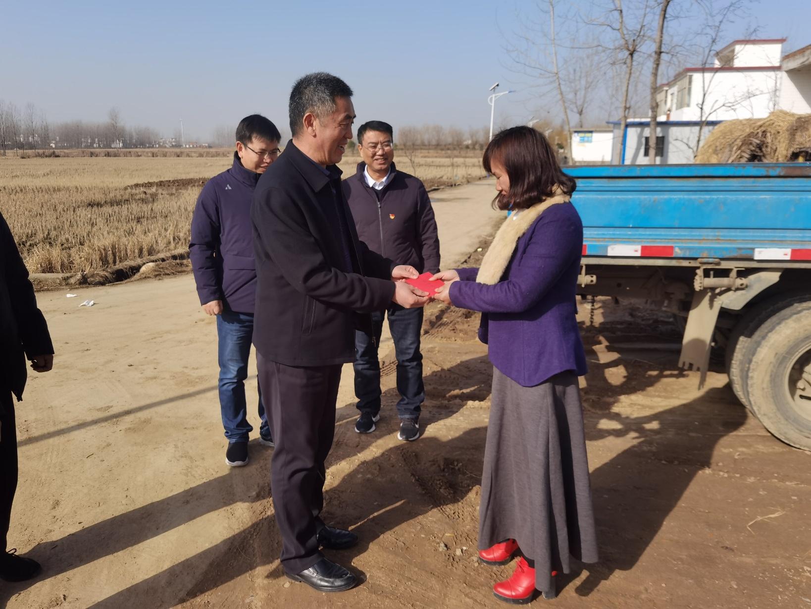 微信图片_20210201101541 - 副本.jpg