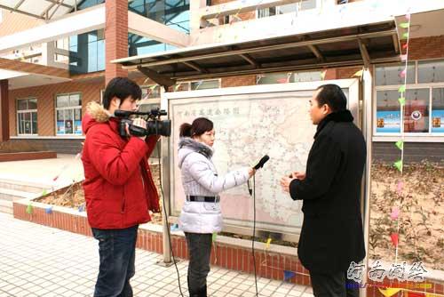 河南省测绘局测绘管理处处长李向阳接收记者采访