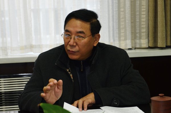 河南省测绘地理信息局副局长禄丰年出席培训会议并讲话。