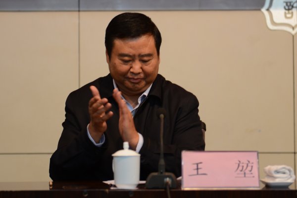 许昌市委常委、许昌市人民政府副市长王堃讲话