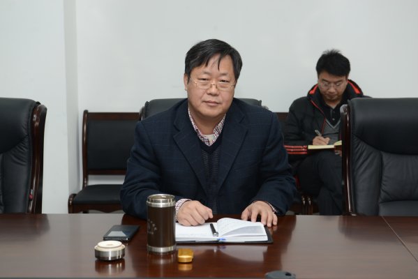 省普办副主任、专职办公室主任宋新龙主持会议。