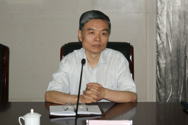 毛忠民参加会议