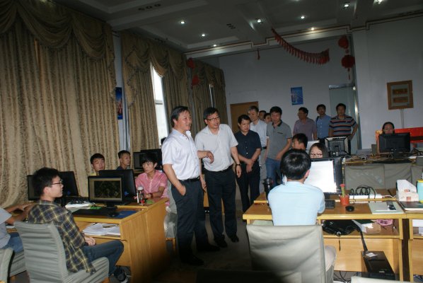 刘济宝局长看望省测绘工程院基地作业人员