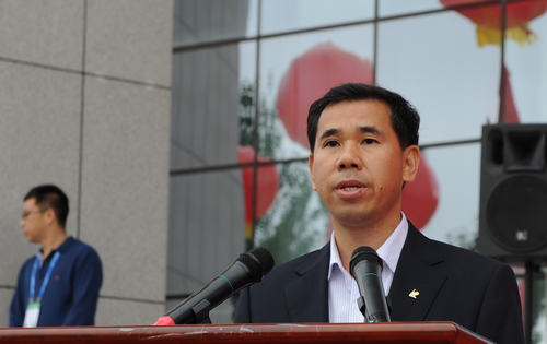 国家测绘地理信息局职业技能鉴定指导中心主任、竞赛组委会办公室主任易树柏主持开幕式。