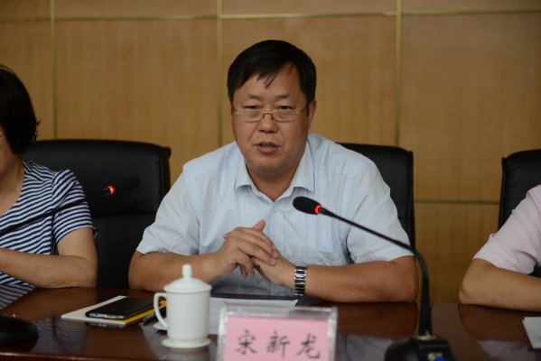 宋新龙作动员讲话