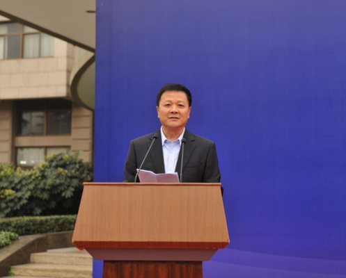 国家测绘地理信息局党组成员、副局长、竞赛组委会常务副主任宋超智出席开幕式并致辞