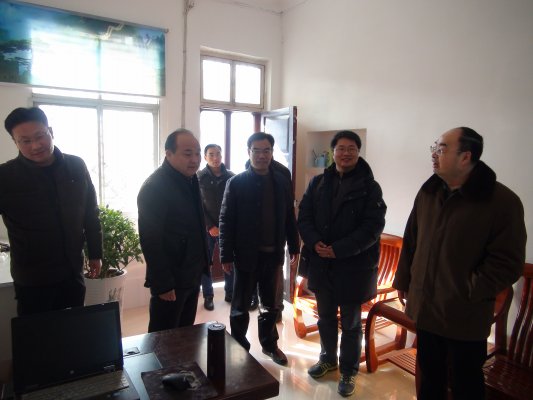 何晨来到驻村&ldquo;第一书记&rdquo;宿舍