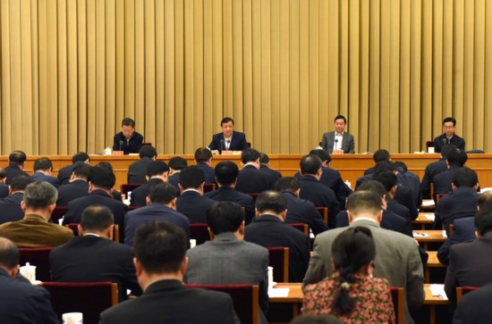 4月6日，&ldquo;两学一做&rdquo;学习教育工作座谈会在北京召开。中共中央政治局常委、中央书记处书记刘云山出席座谈会并讲话。新华社记者 饶爱民 摄