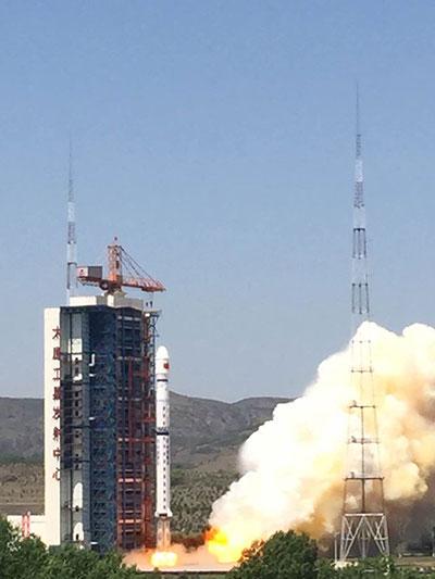 我国民用空间基础建设正式开始