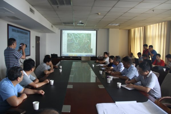 在数字安阳公共服务平台勾画受灾区域