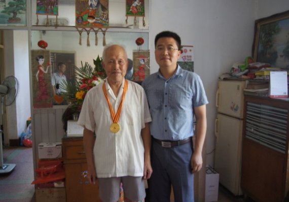 工程院领导看望老党员