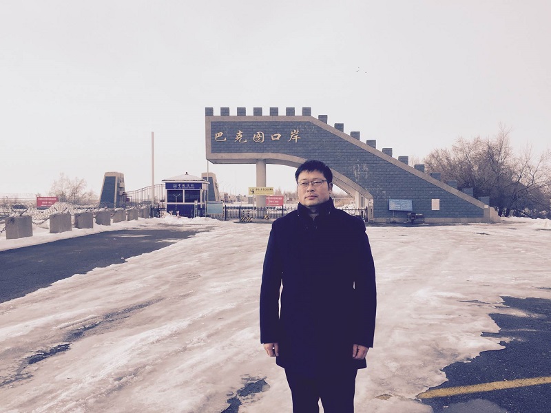 公司总经理赵甲勋赴新疆考察.jpg