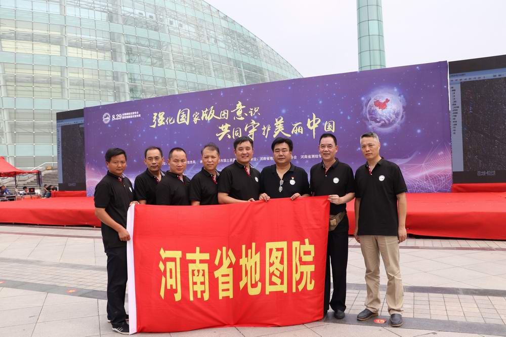 参加团队.jpg