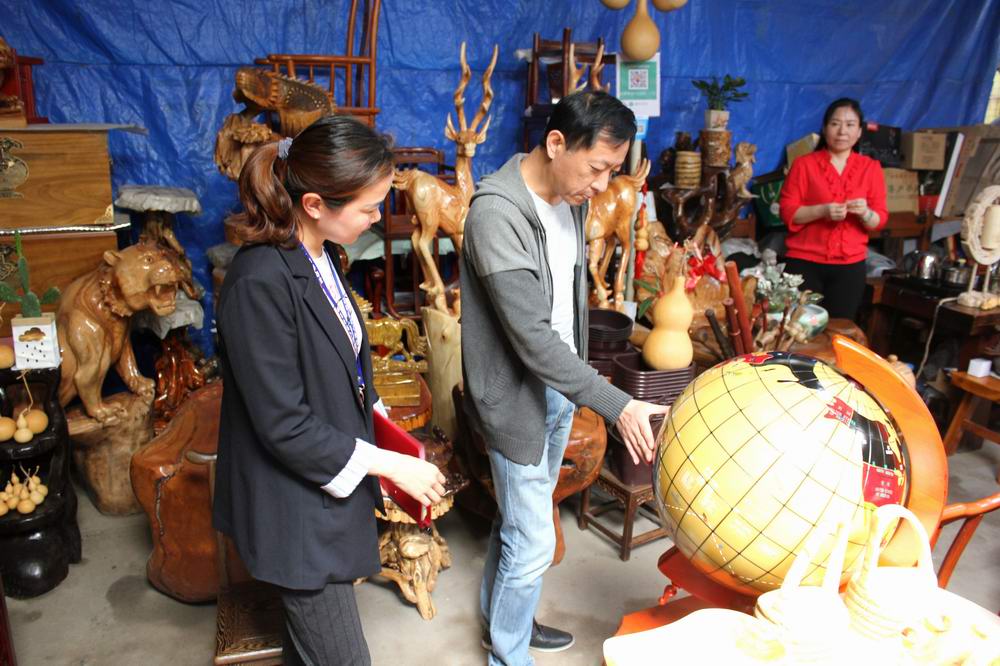 平顶山市开展地图市场专项检查.JPG