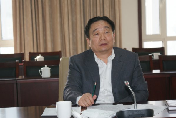 李亚副省长主持会议